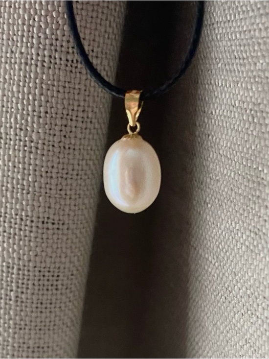 18K Yellow Gold Pearl Pendant Necklace - Picture 7 of 8